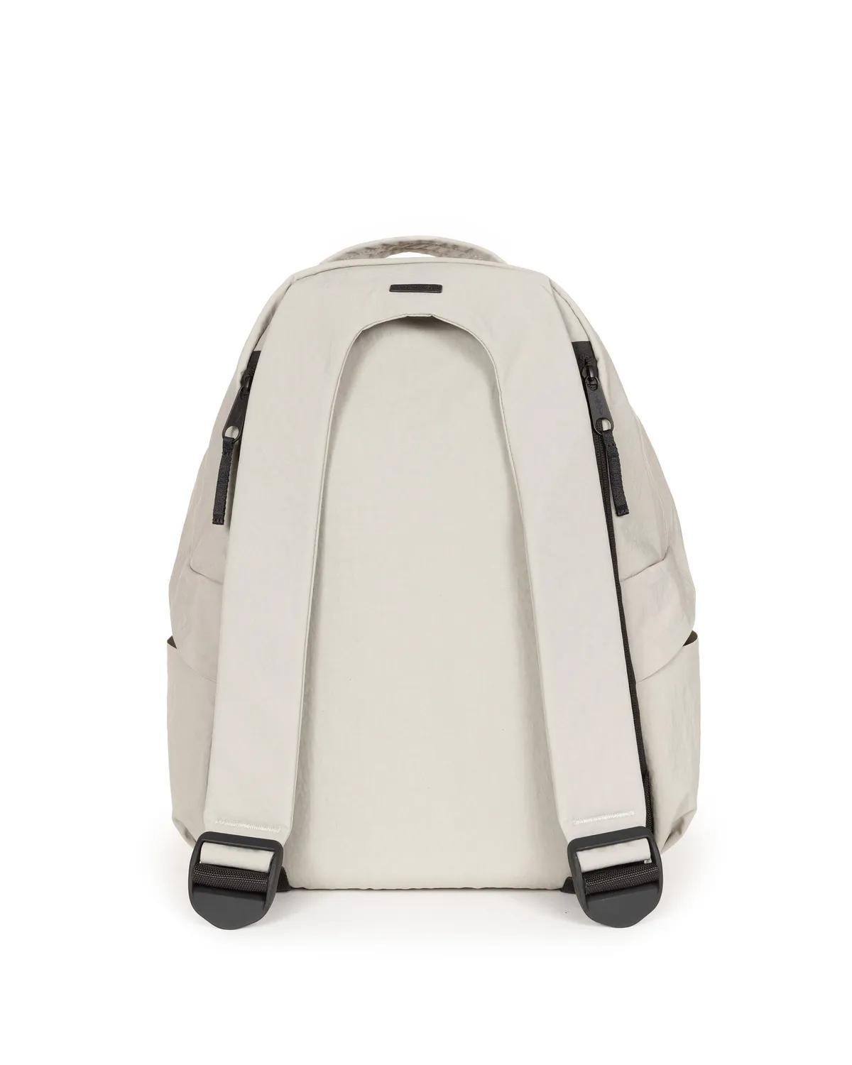 Eastpak Essentials rygsæk Cement Medium regnslag