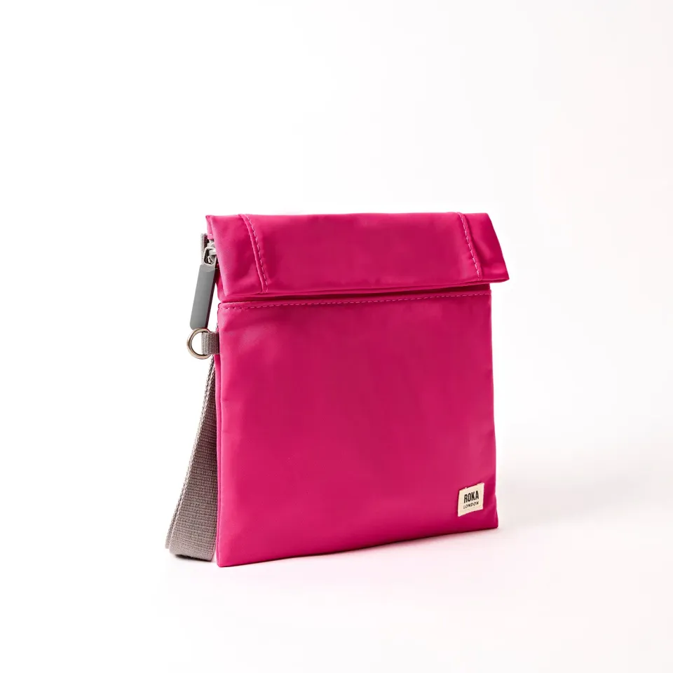 Roka London Stratford Small crossbody taske Granita Red vegansk
