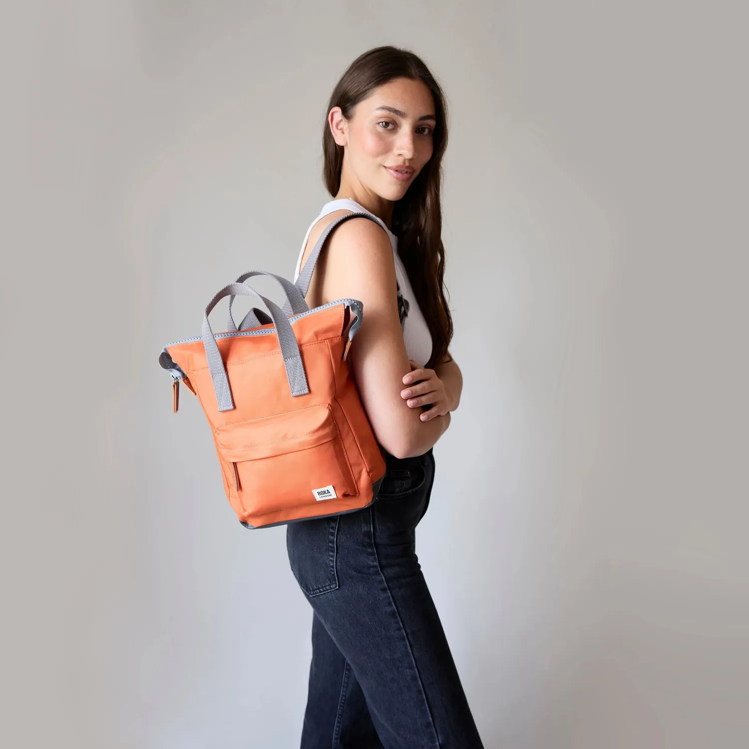 Roka London Bantry rygsæk Medium airforce 14,4 liter