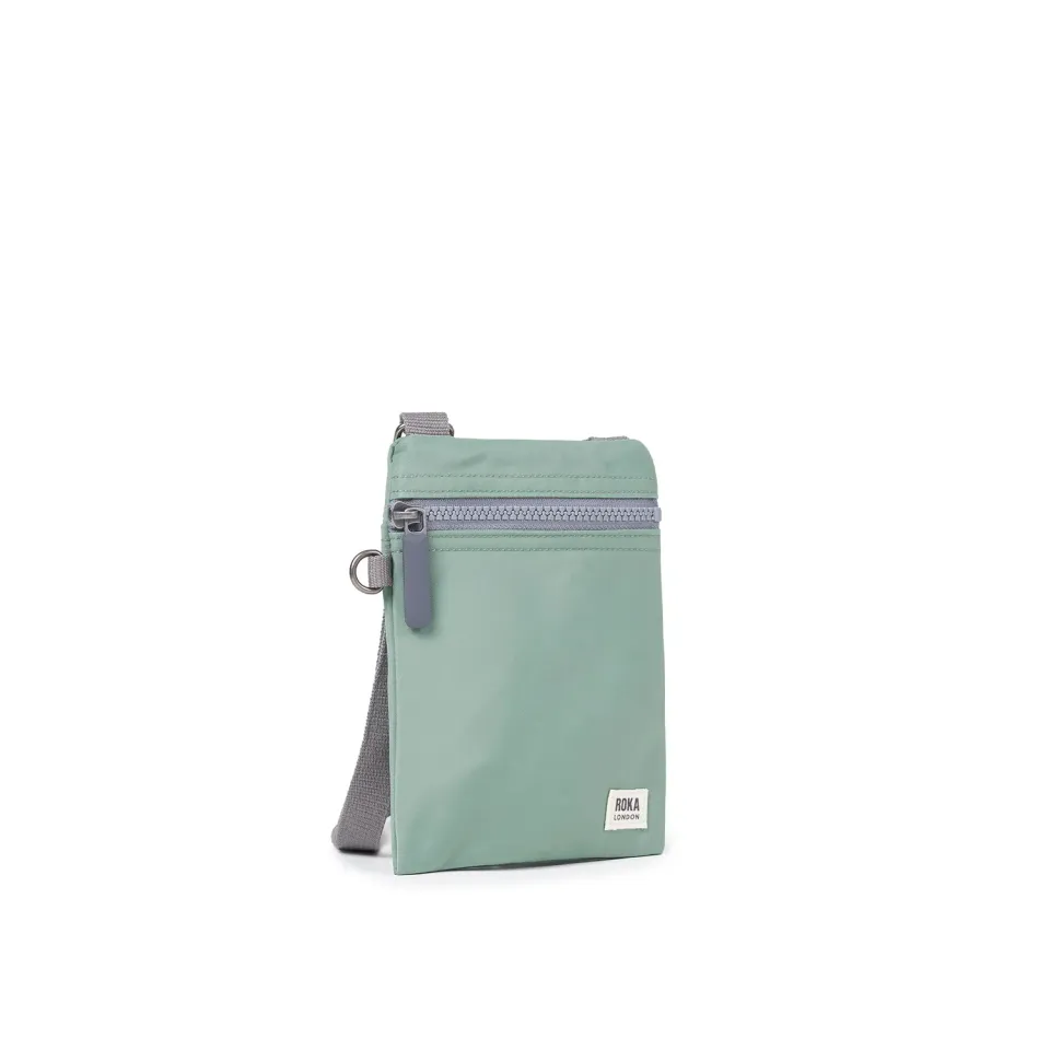Roka London Chelsea Pocket Sling crossbody taske Frost XS
