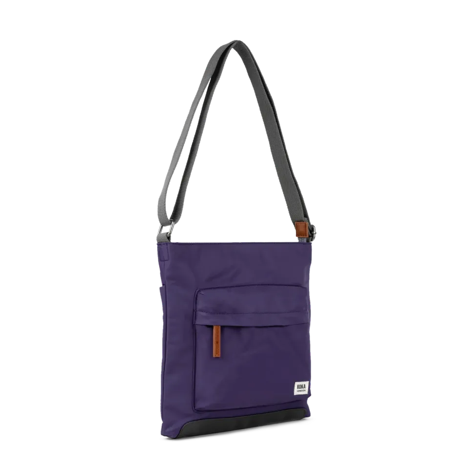 Roka London Kennington crossbody taske Mulberry Medium