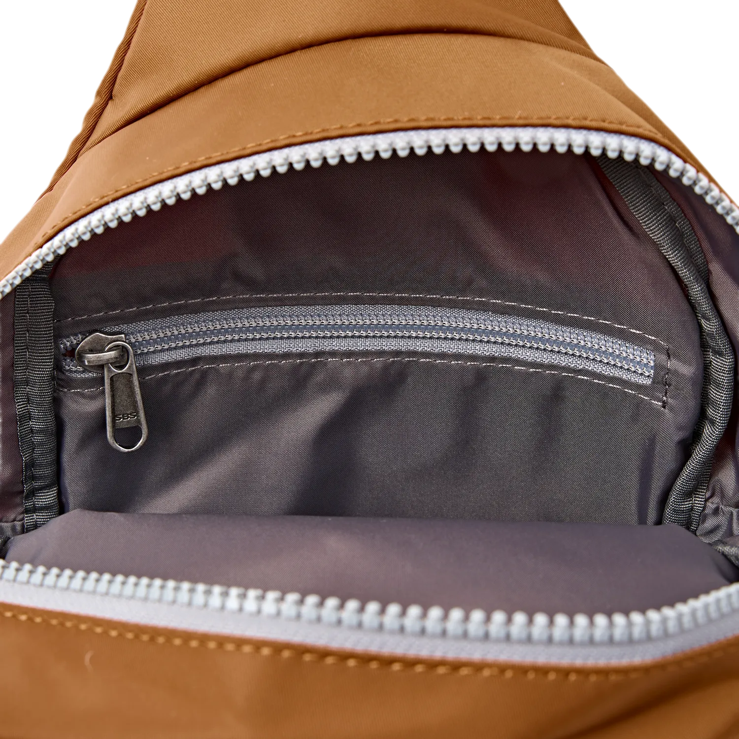 Roka London Willesden Large sling taske Biscuit 5 liter