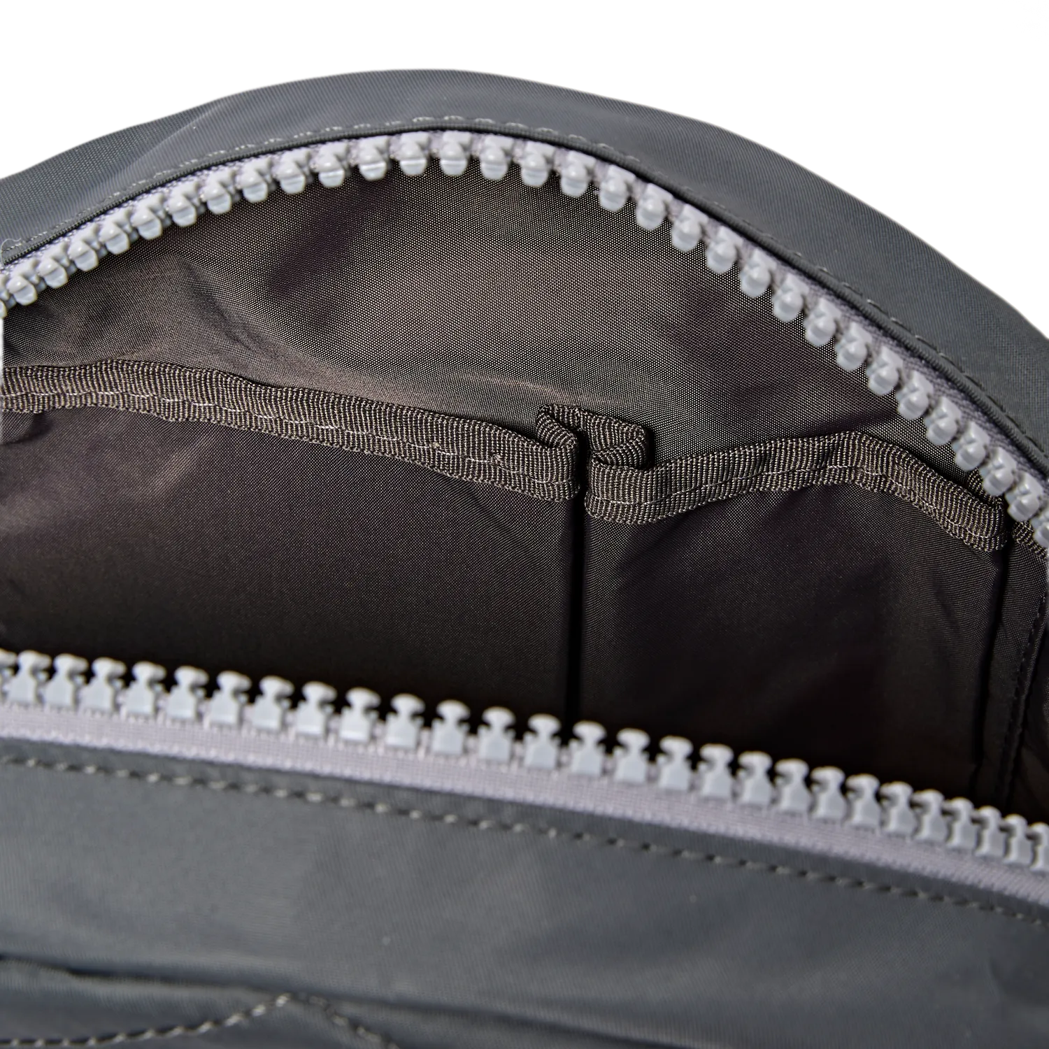 Roka Paddington skuldertaske Beluga S rund