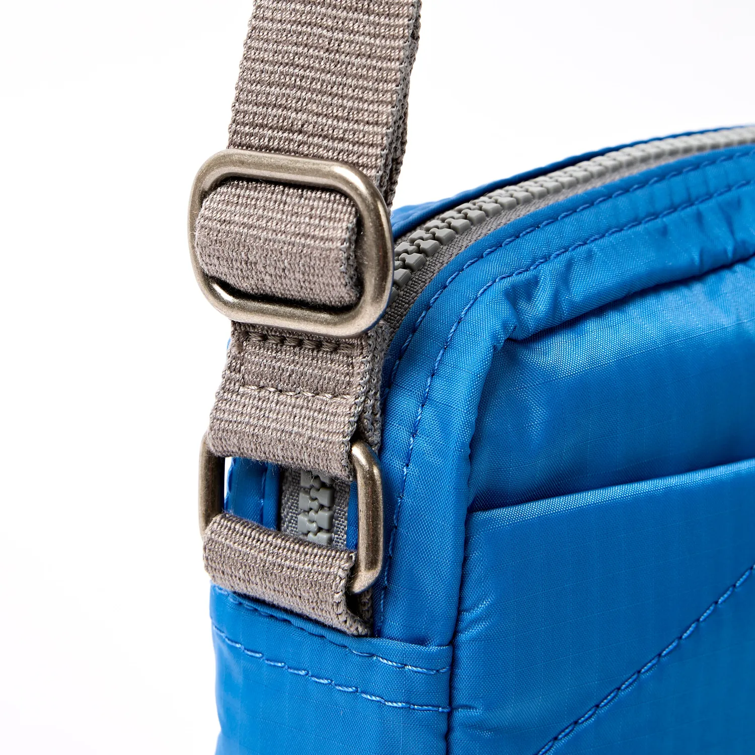 Roka London Bond Pocket crossbody taske malibu blue small canvas