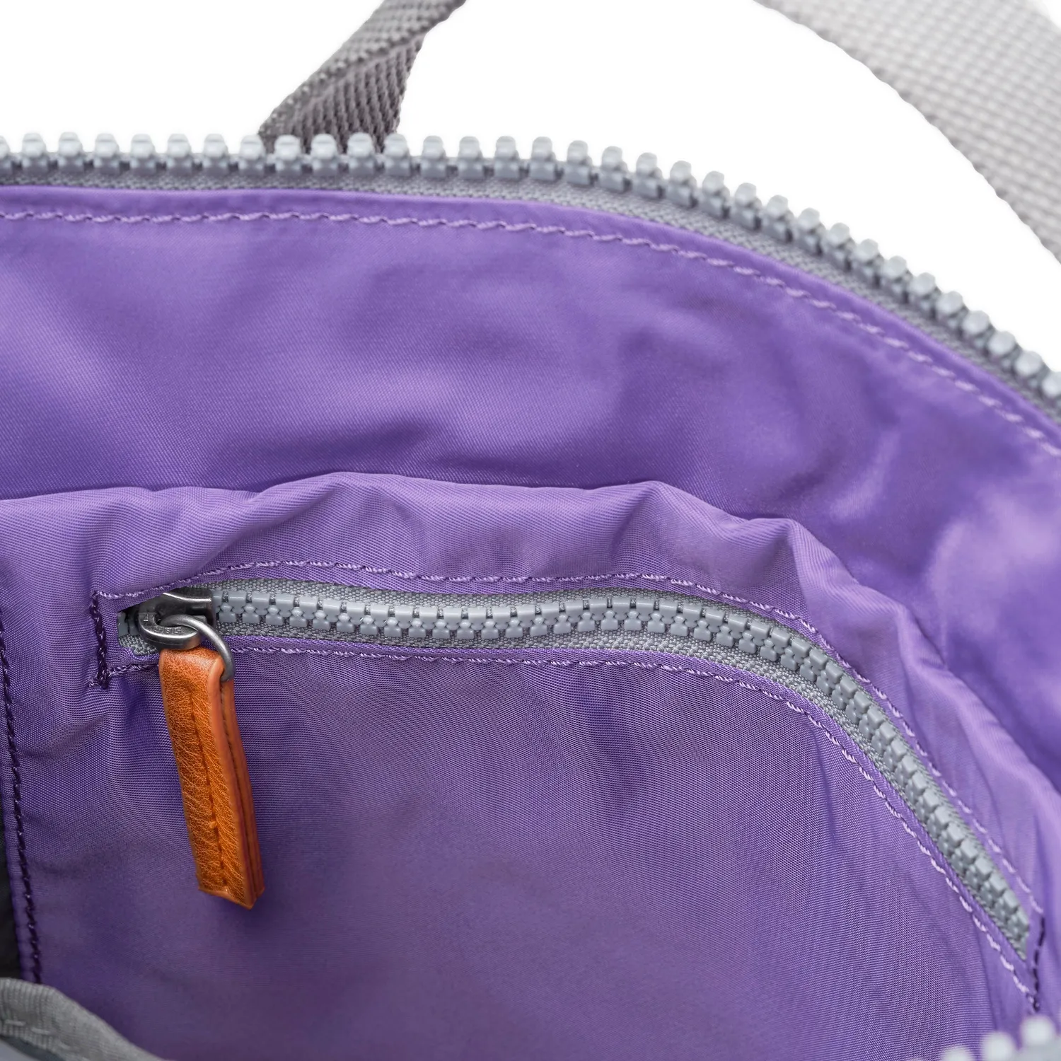 Roka London Bantry rygsæk Fresh Purple Small laptoprum