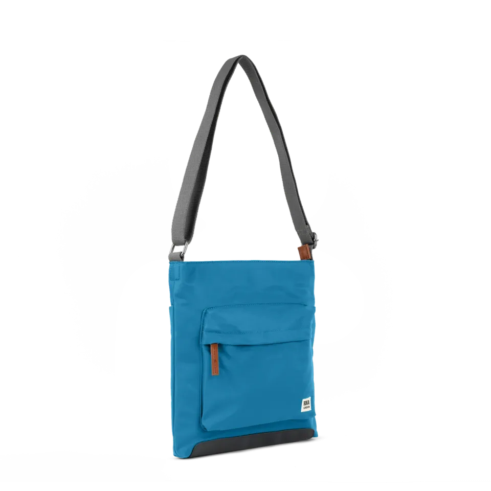 Roka London Kennington skuldertaske Medium marine