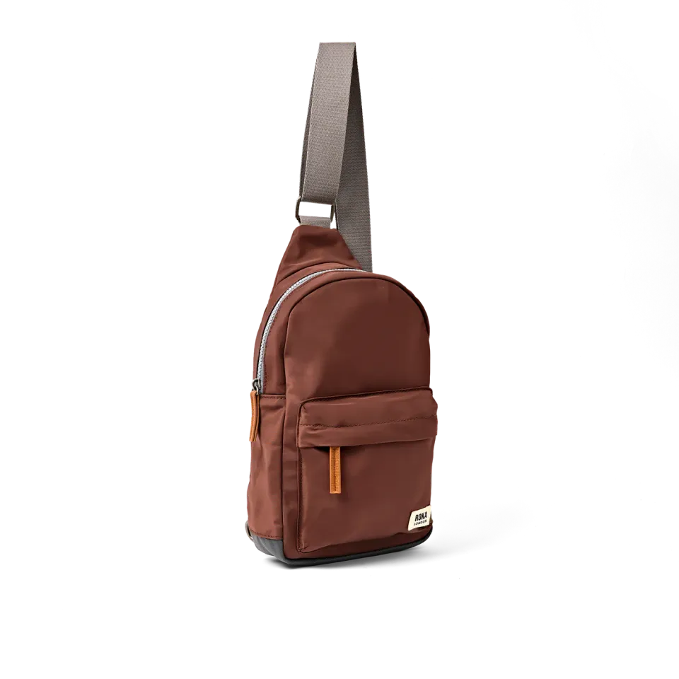 Roka London Willesden Large sling taske Rocky Road