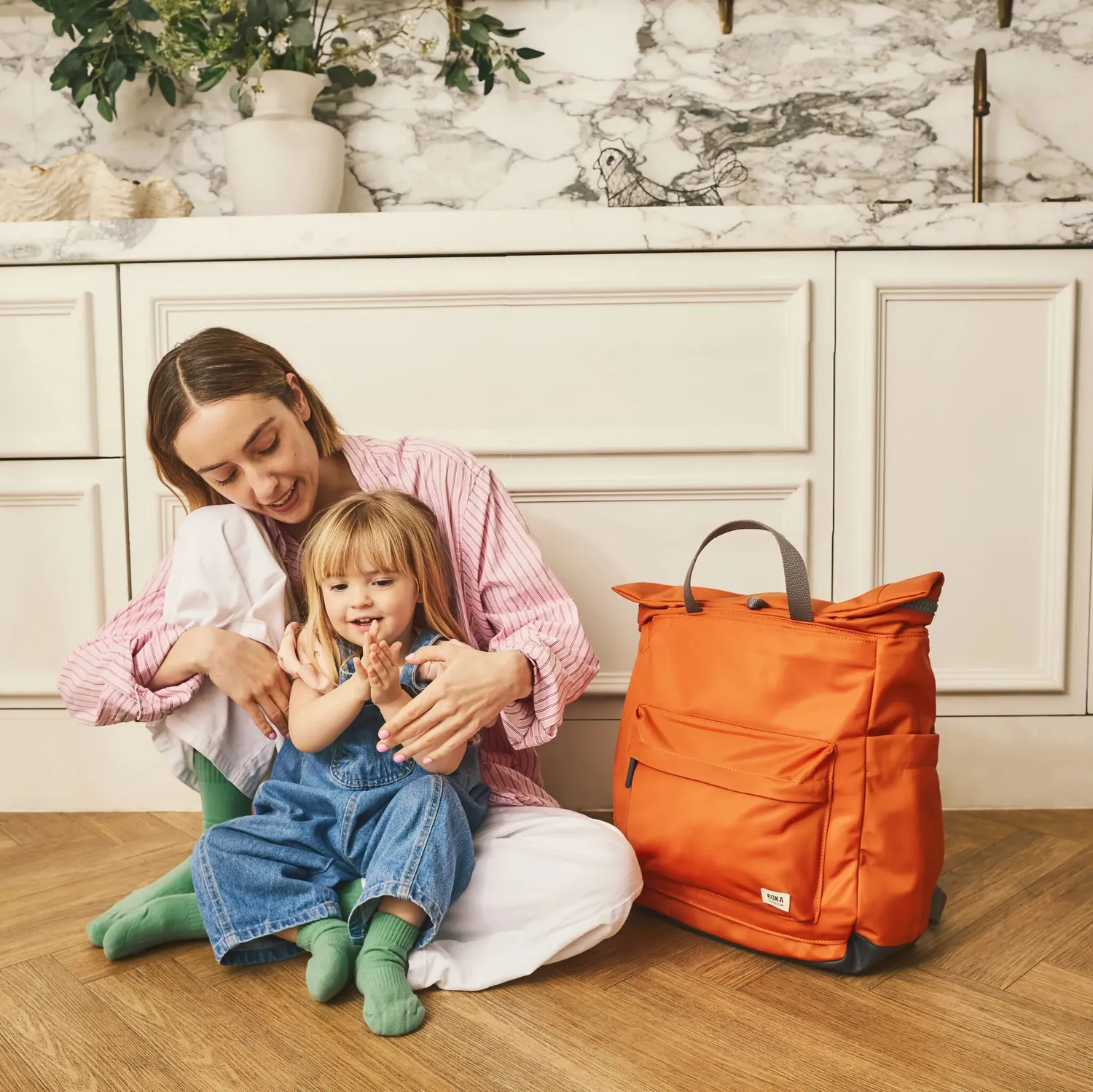 Roka London Primrose pusletaske large burnt orange 4-i-1 rygsæk