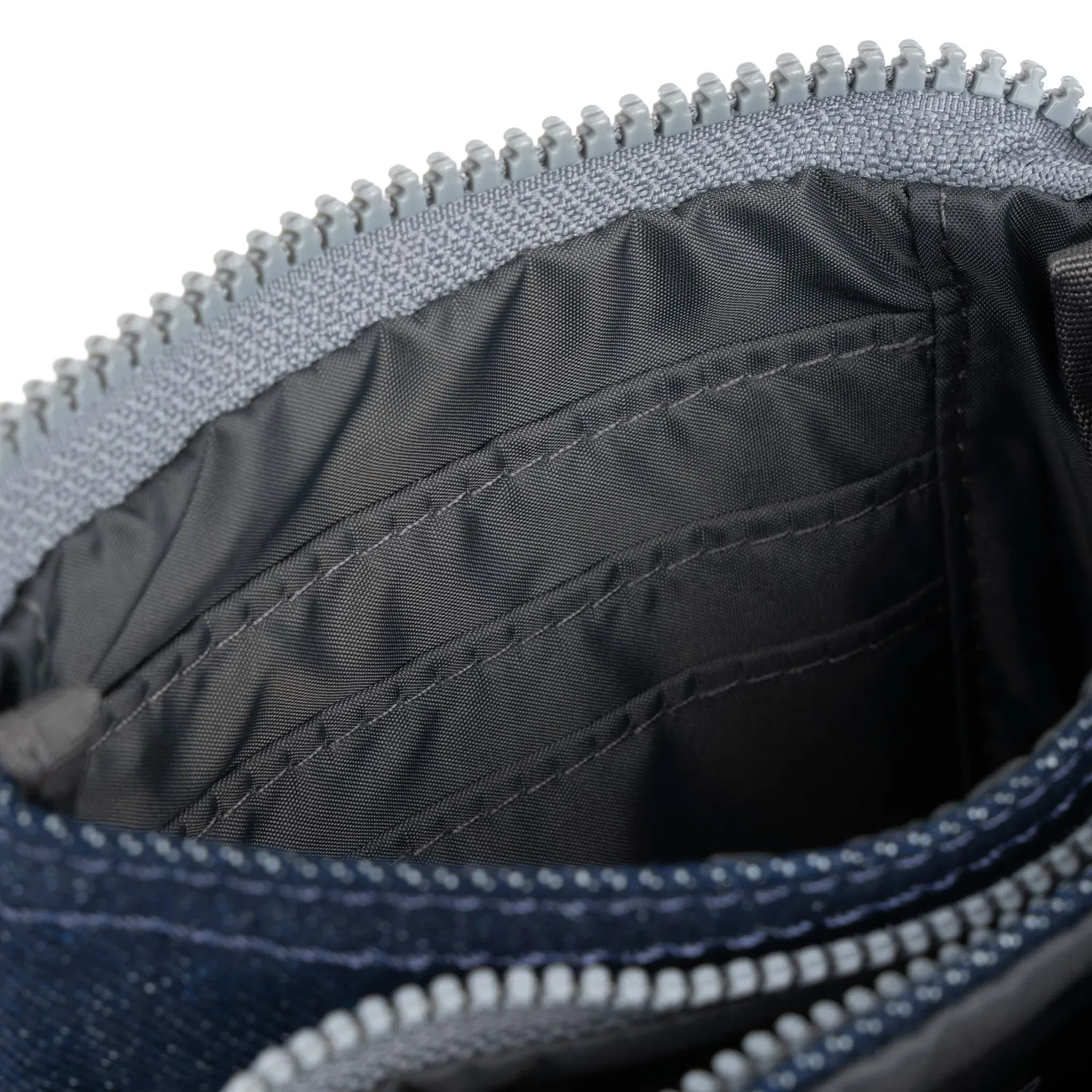 Roka London Carnaby Wallet pung Small mørk denim