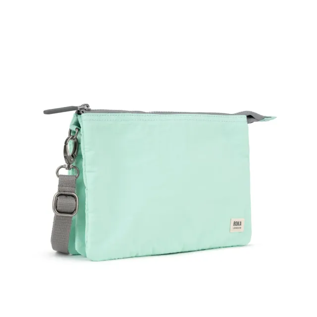 Roka London Carnaby XL crossbody taske Mint aftagelig rem