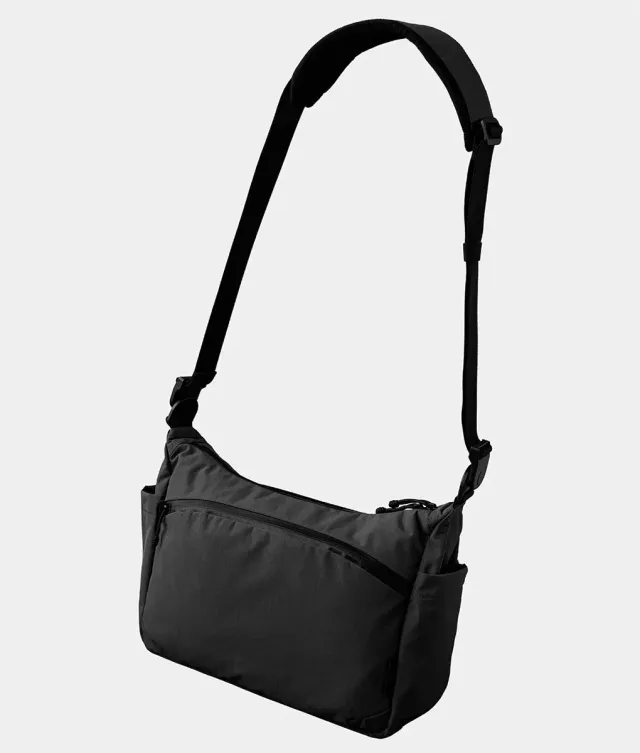Alpaka Flight Satchel skuldertaske sort 13" laptop