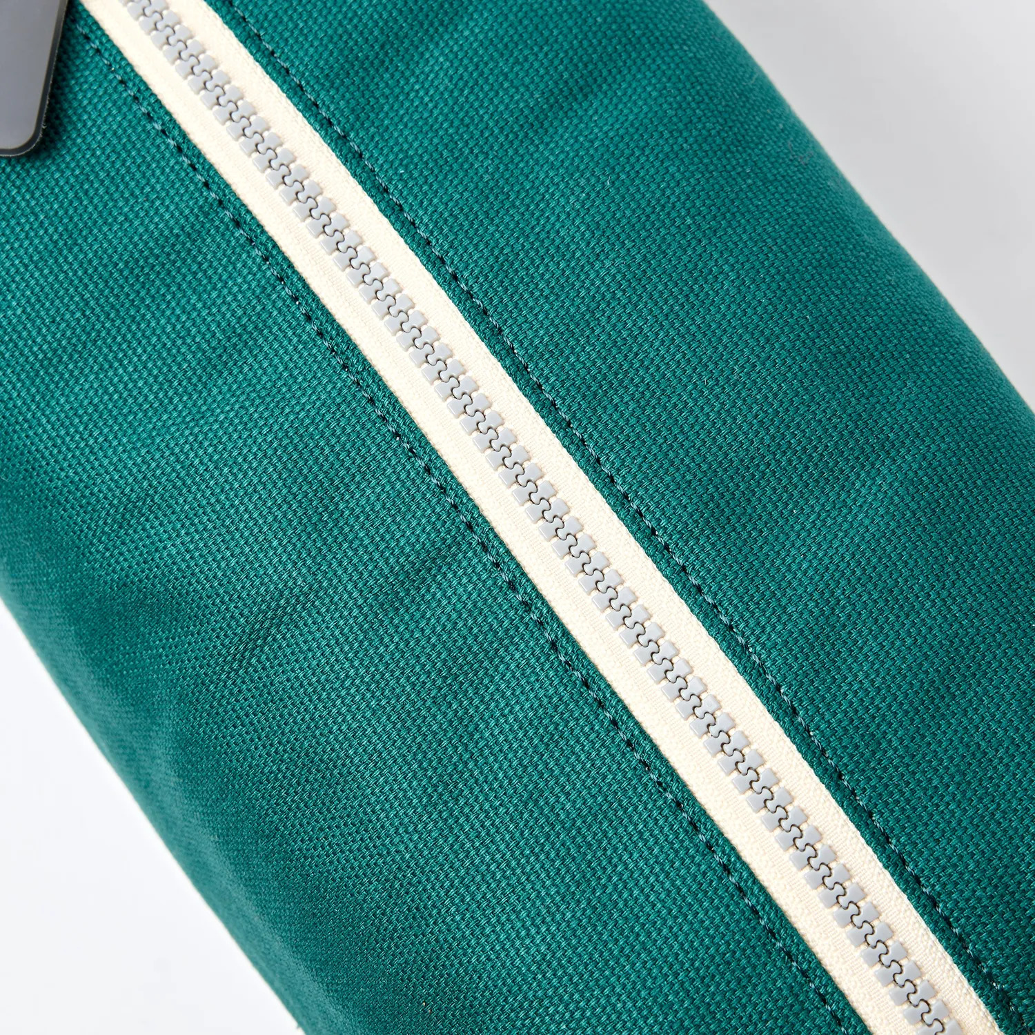Roka London Maygrove toilettaske teal small vandafvisende