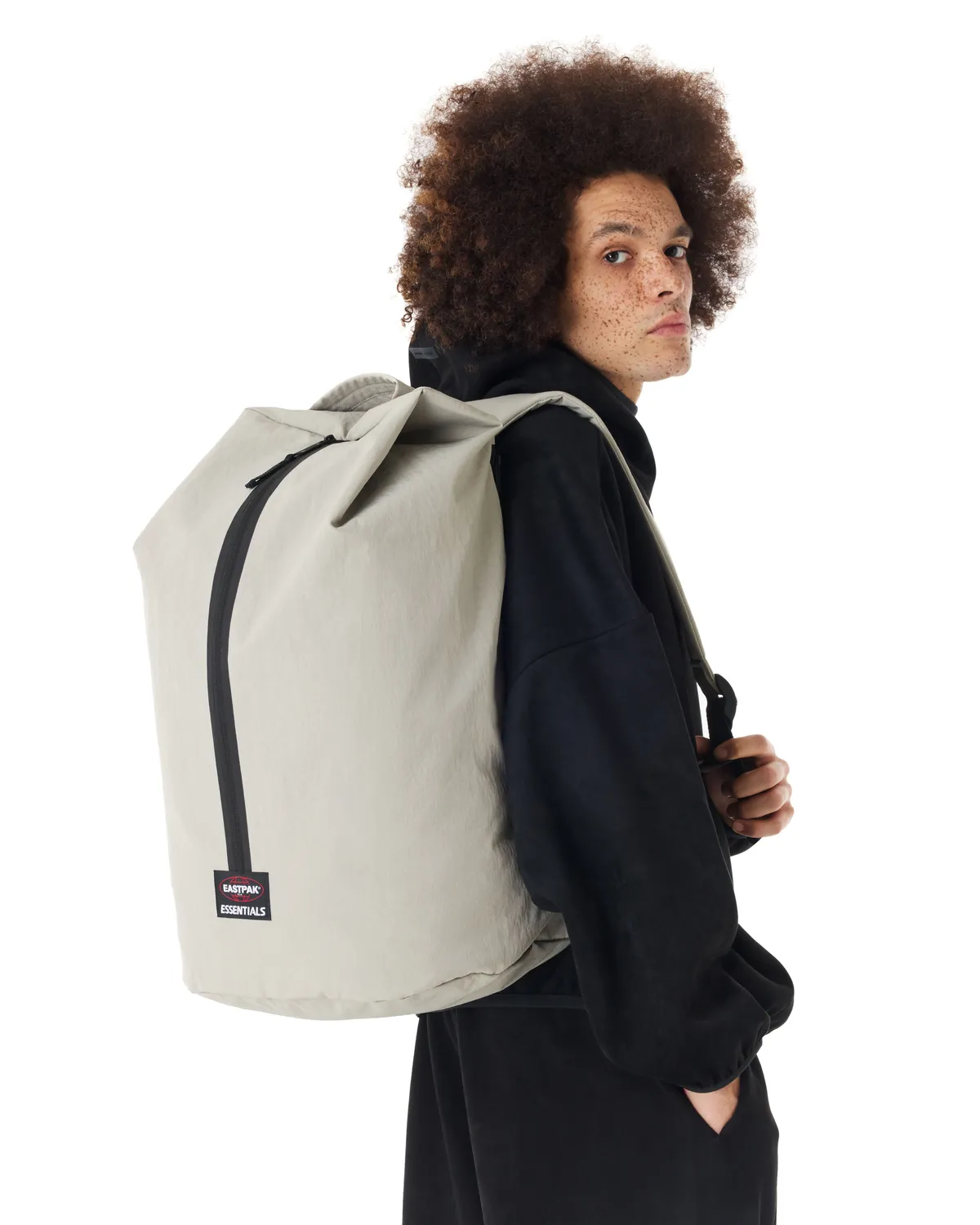 Eastpak Sport Duffel sportstaske Cement vandafvisende