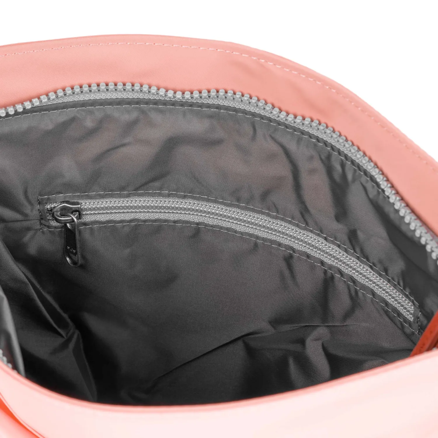 Roka London Kennington Medium crossbody Punch 2,7 liter
