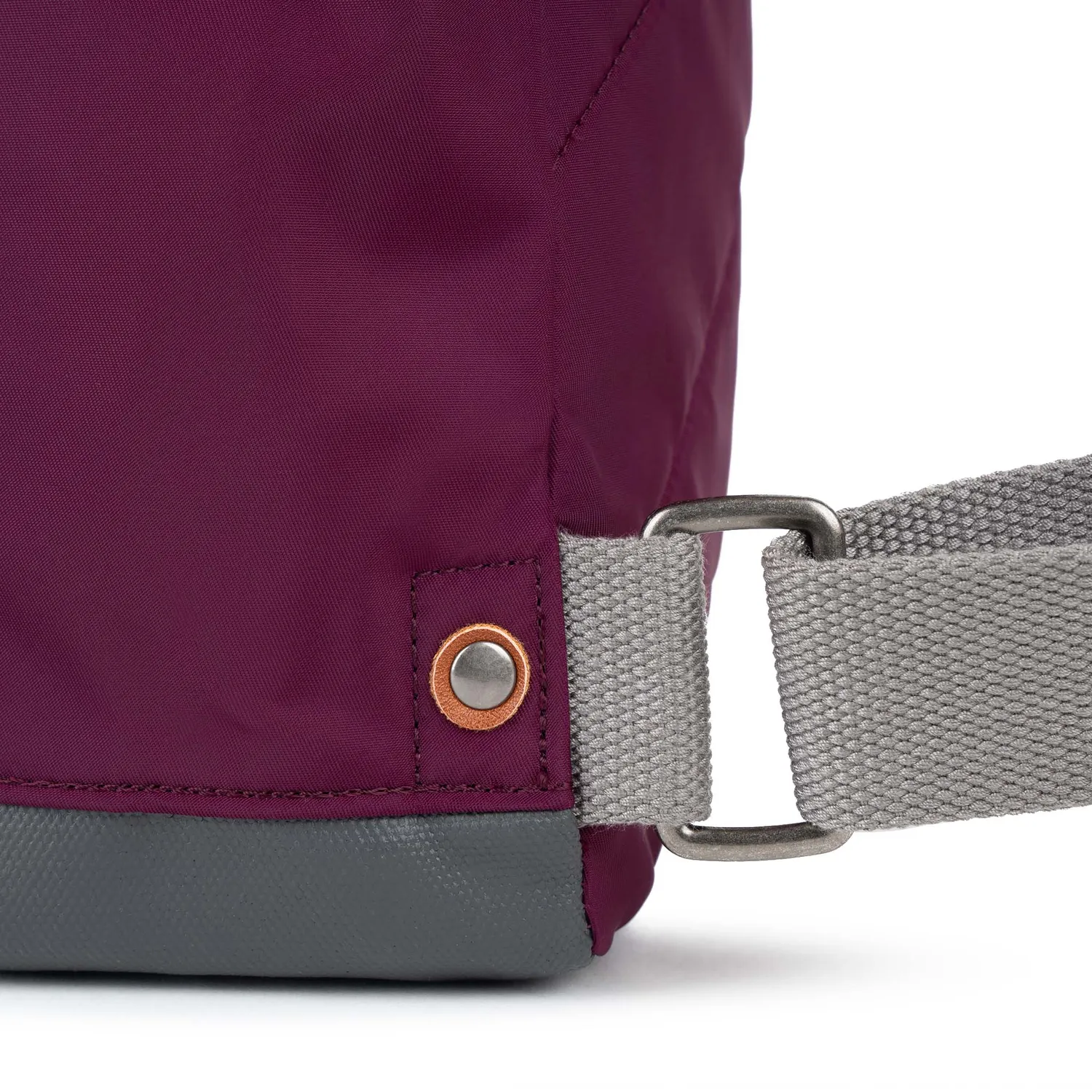 Roka London Bantry rygsæk Royal Burgundy Small 7,4 liter laptop