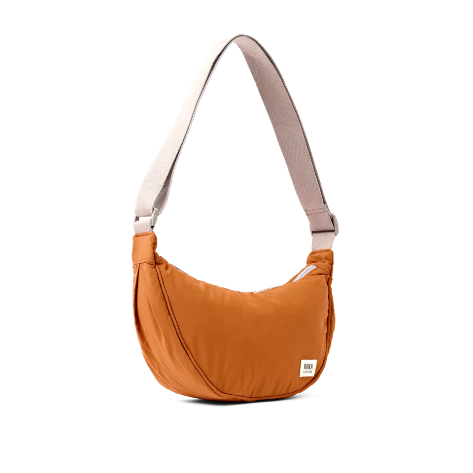 Roka London Farringdon skuldertaske Small 4,2 liter Dijon