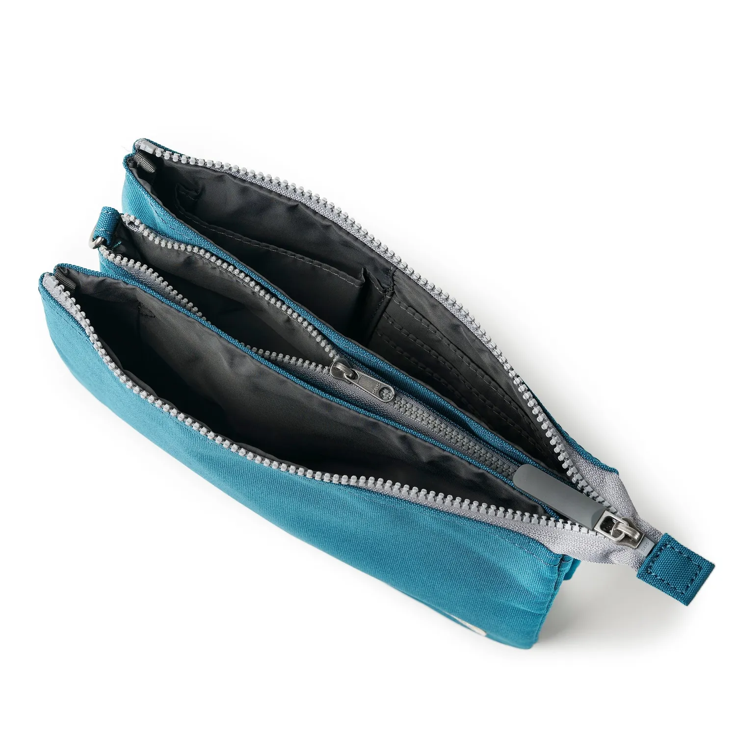Roka London Carnaby crossbody taske Marine XL 0,5 liter