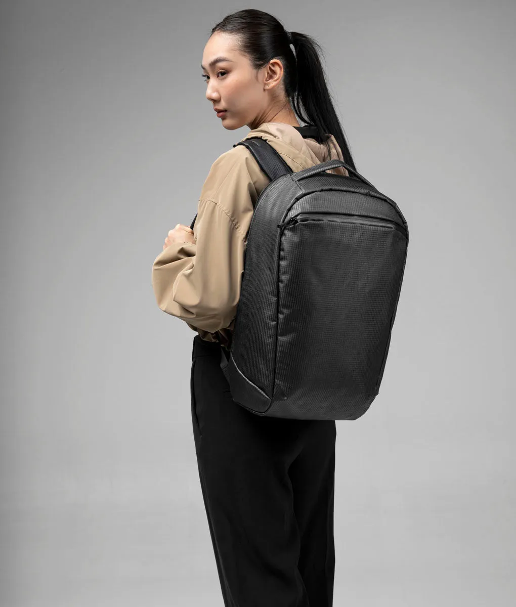 Alpaka Momentum Backpack rygsæk sort 16 tommer