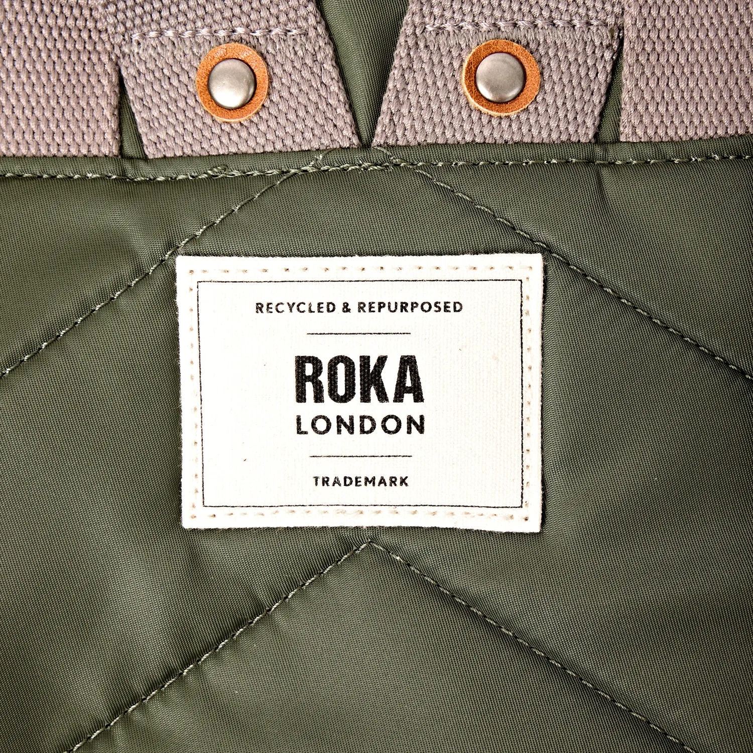 Roka London Bantry rygsæk Small chive 7,4 liter