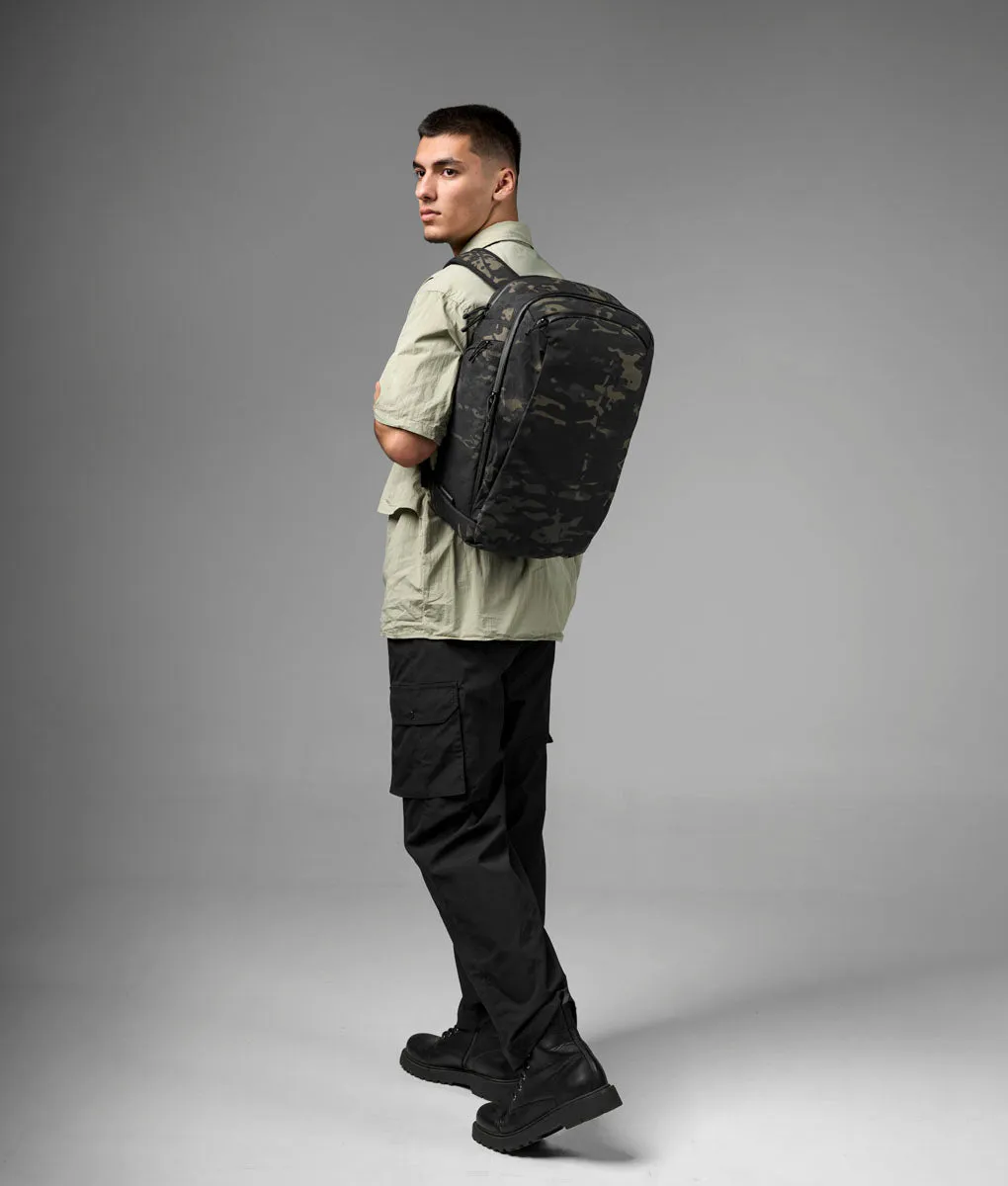 Alpaka Traverse 30L rygsæk Multicam Black laptoprum