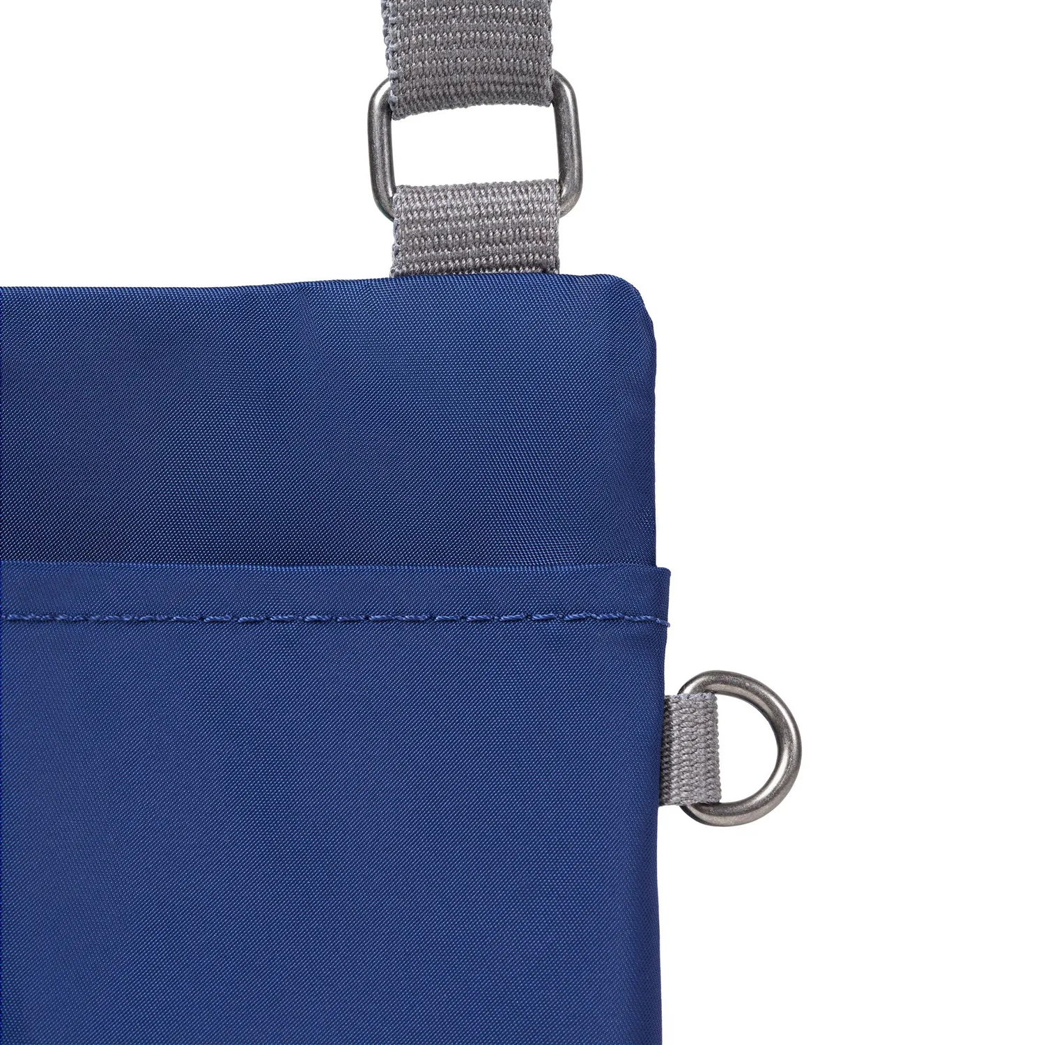 Roka London Chelsea Pocket Sling crossbody taske Crisp Blue XS