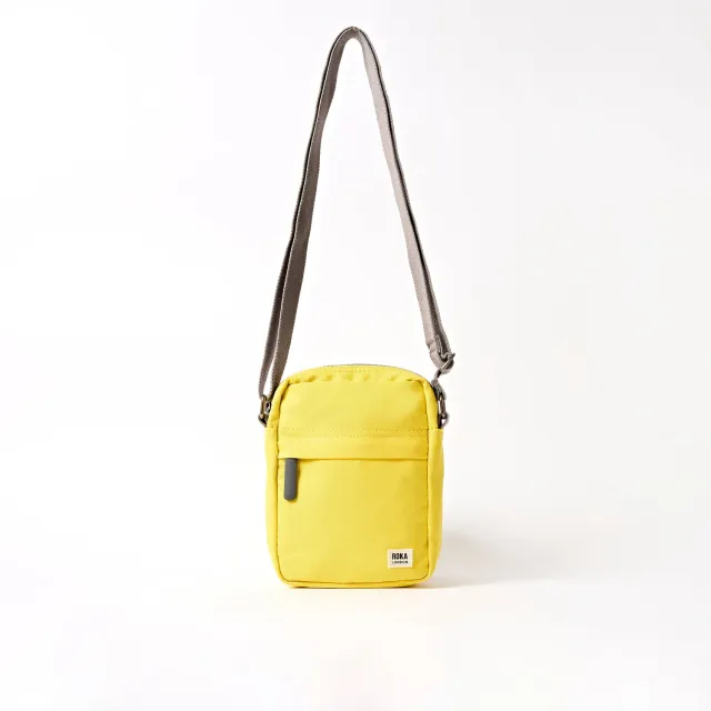 Roka London Bond Pocket crossbody taske Small passion 1,5 liter