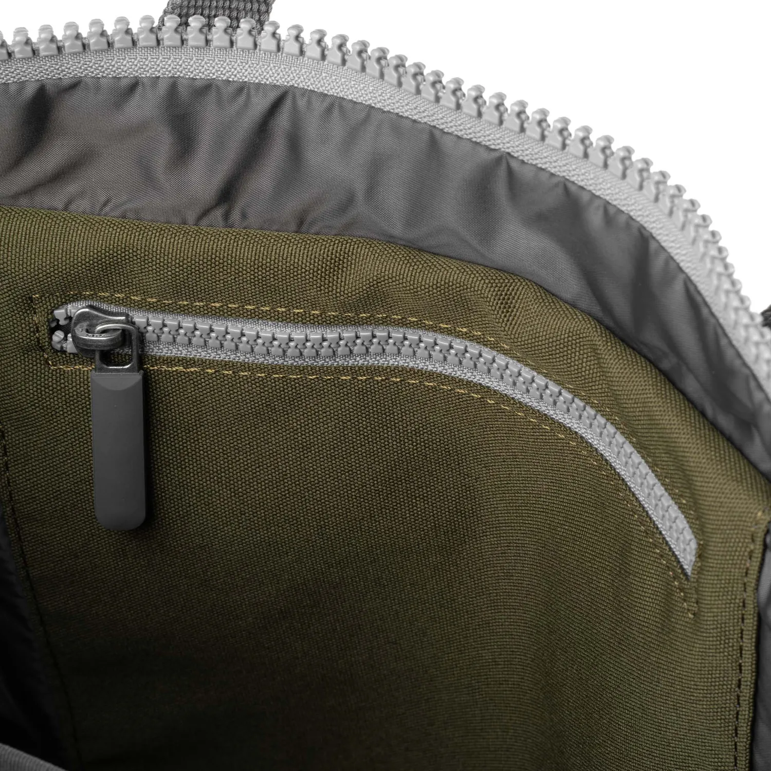 Roka London Waterhouse rygsæk medium moss 15 liter laptop