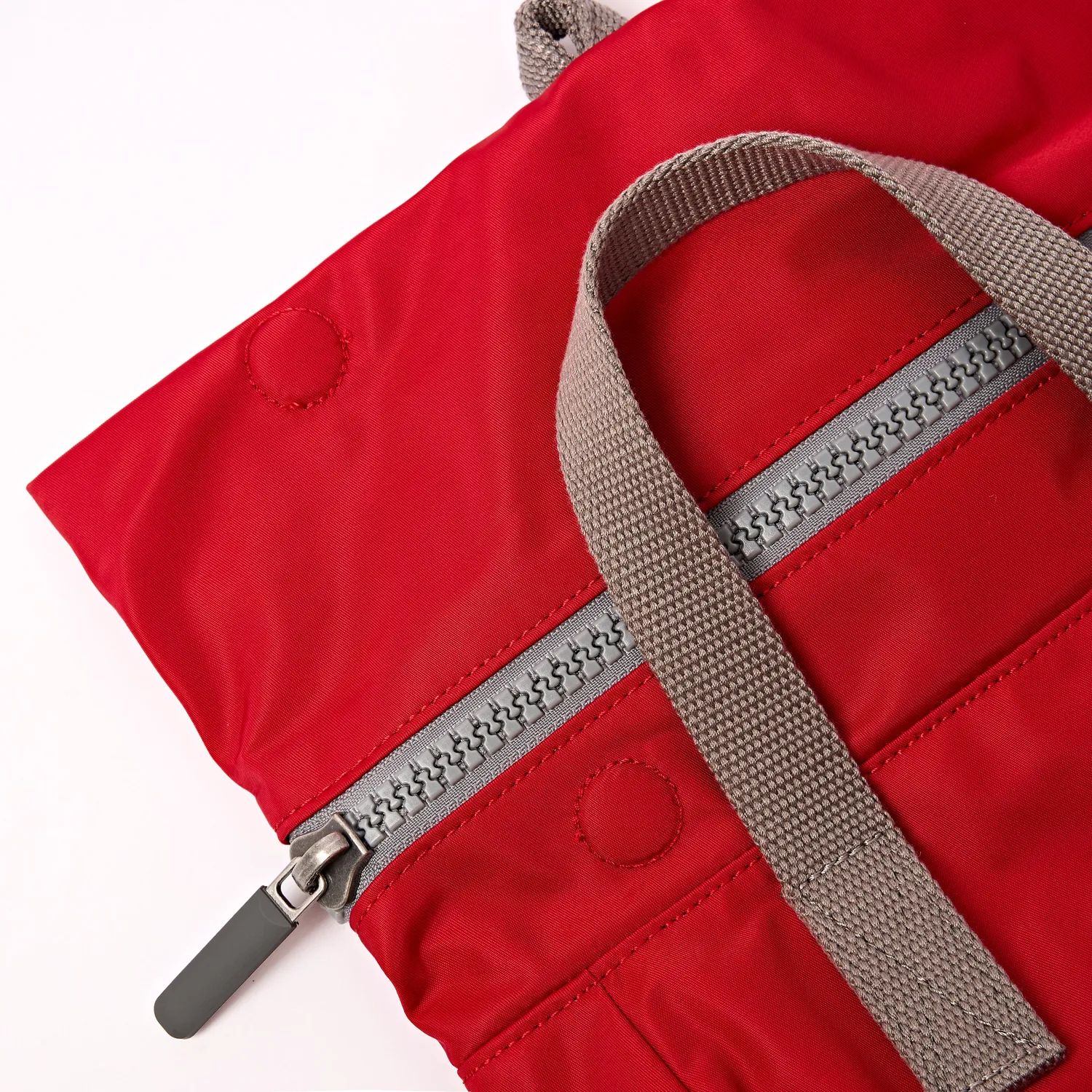 Roka London Canfield rygsæk Small Cranberry Stripe 9,8 liter