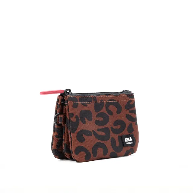 Roka London Carnaby pung Scarlet Leopard Small 3 rum