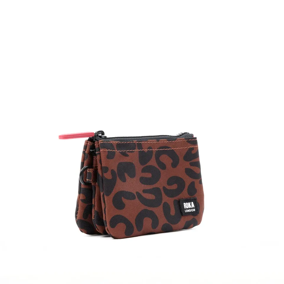 Roka London Carnaby pung Scarlet Leopard Small 3 rum