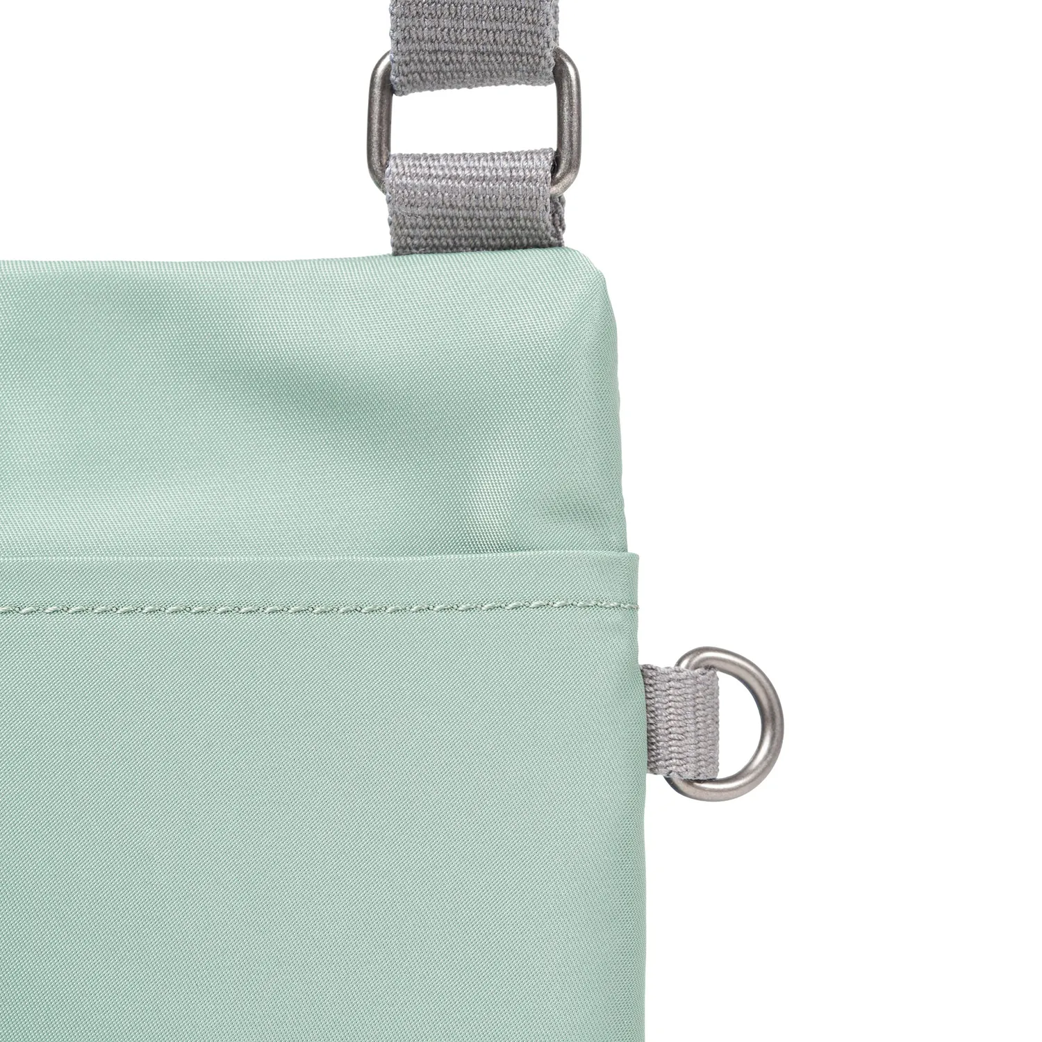 Roka London Chelsea Pocket Sling crossbody taske Frost XS