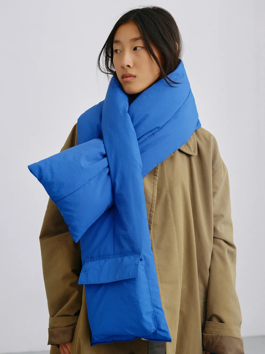 Ölend Padded Scarf halstørklæde koral – med lomme