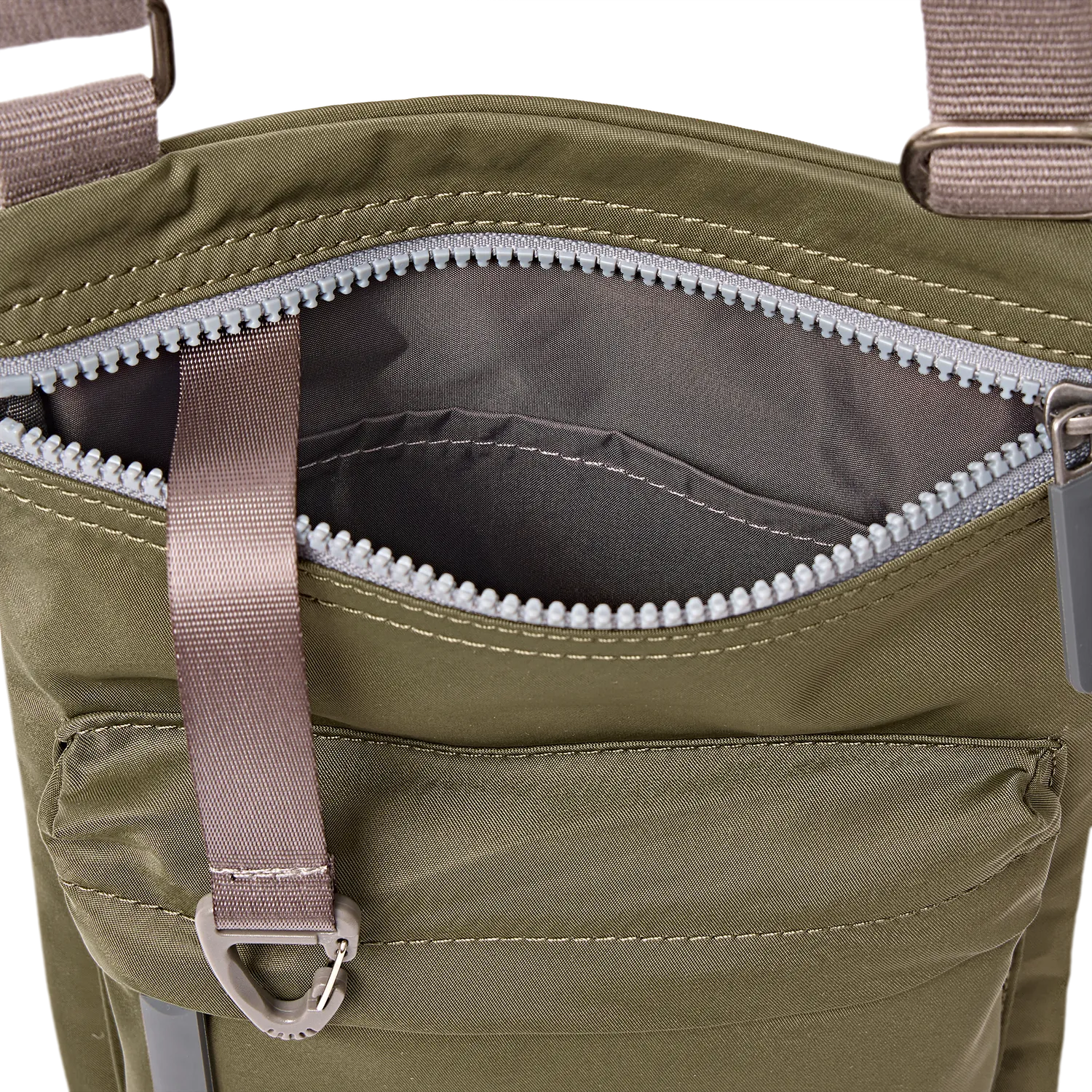 Roka London Chelsea taske Chive Medium crossbody