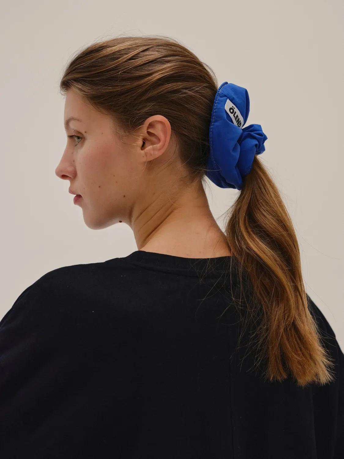 Ölend Padded Scrunchy scrunchie cobalt blue polstret