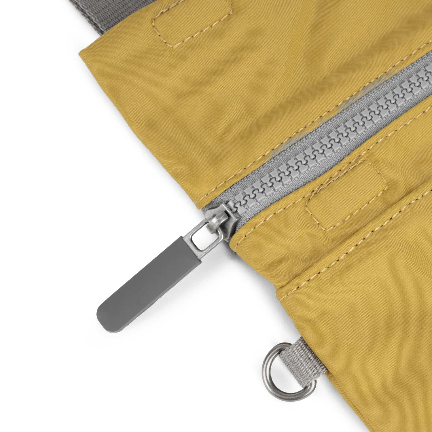 Roka London Stratford Small crossbody taske corn 0,5 liter
