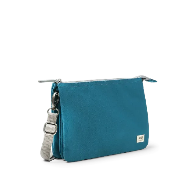 Roka London Carnaby crossbody taske Marine XL 0,5 liter