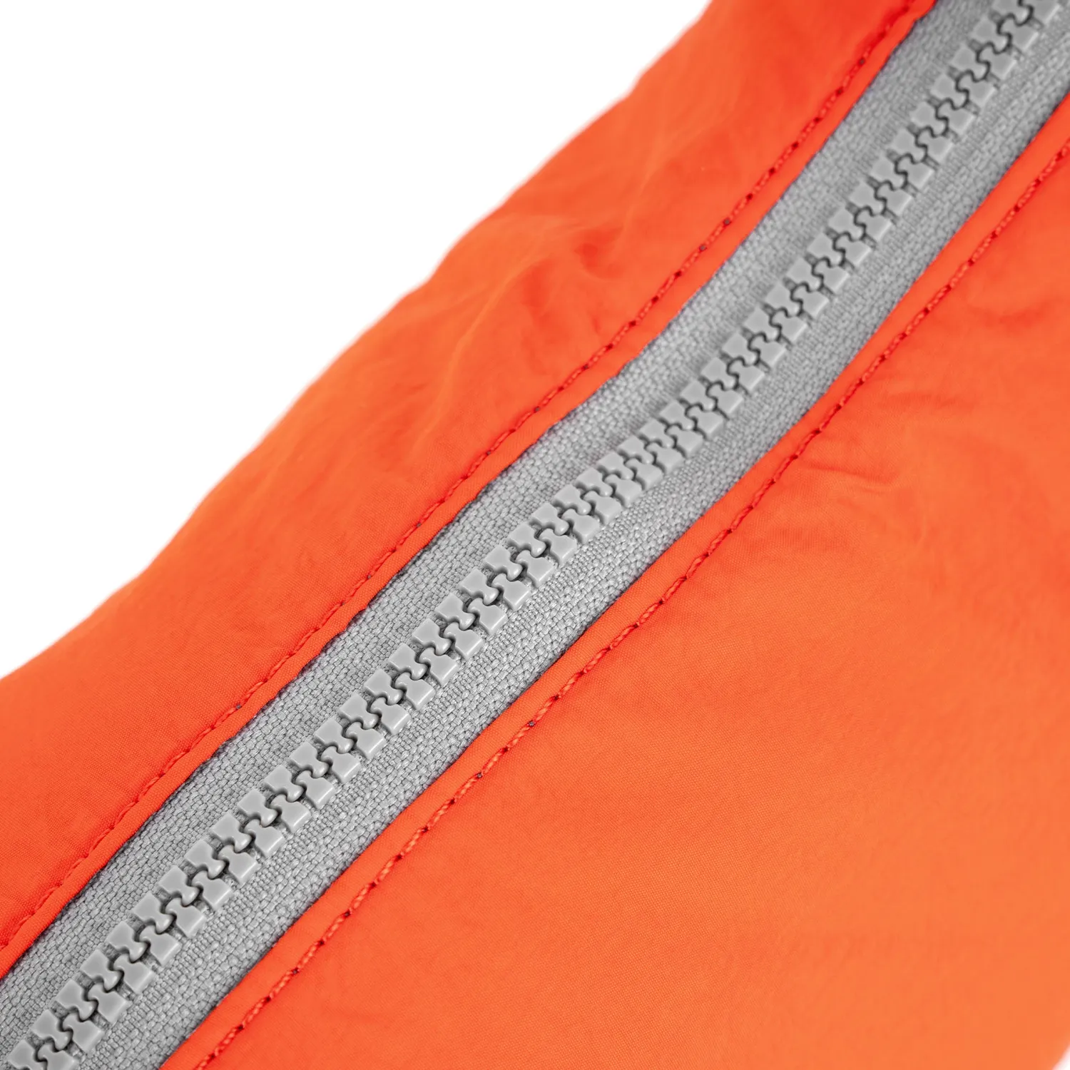 Roka London Farringdon Half Moon skuldertaske Small tangerine