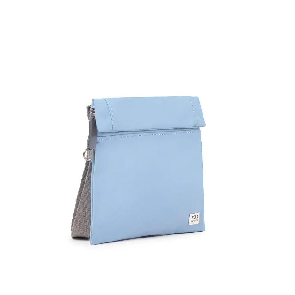 Roka London Stratford Small crossbody retro blue 0,5 liter