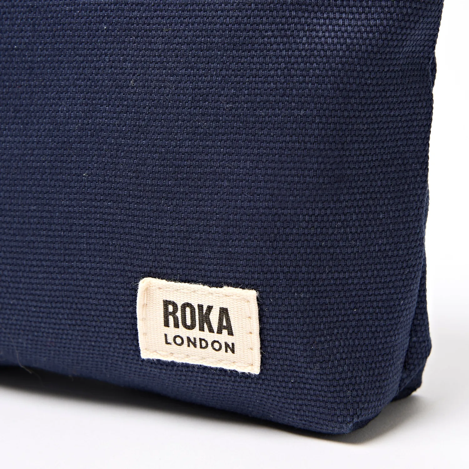 Roka London Maida Vale pouch midnight small vandafvisende