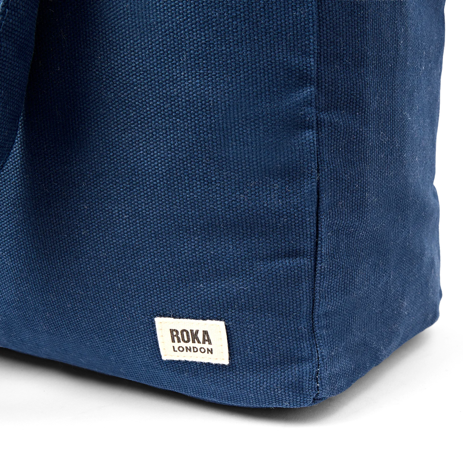 Roka London Sloane Admiral skuldertaske Medium blå