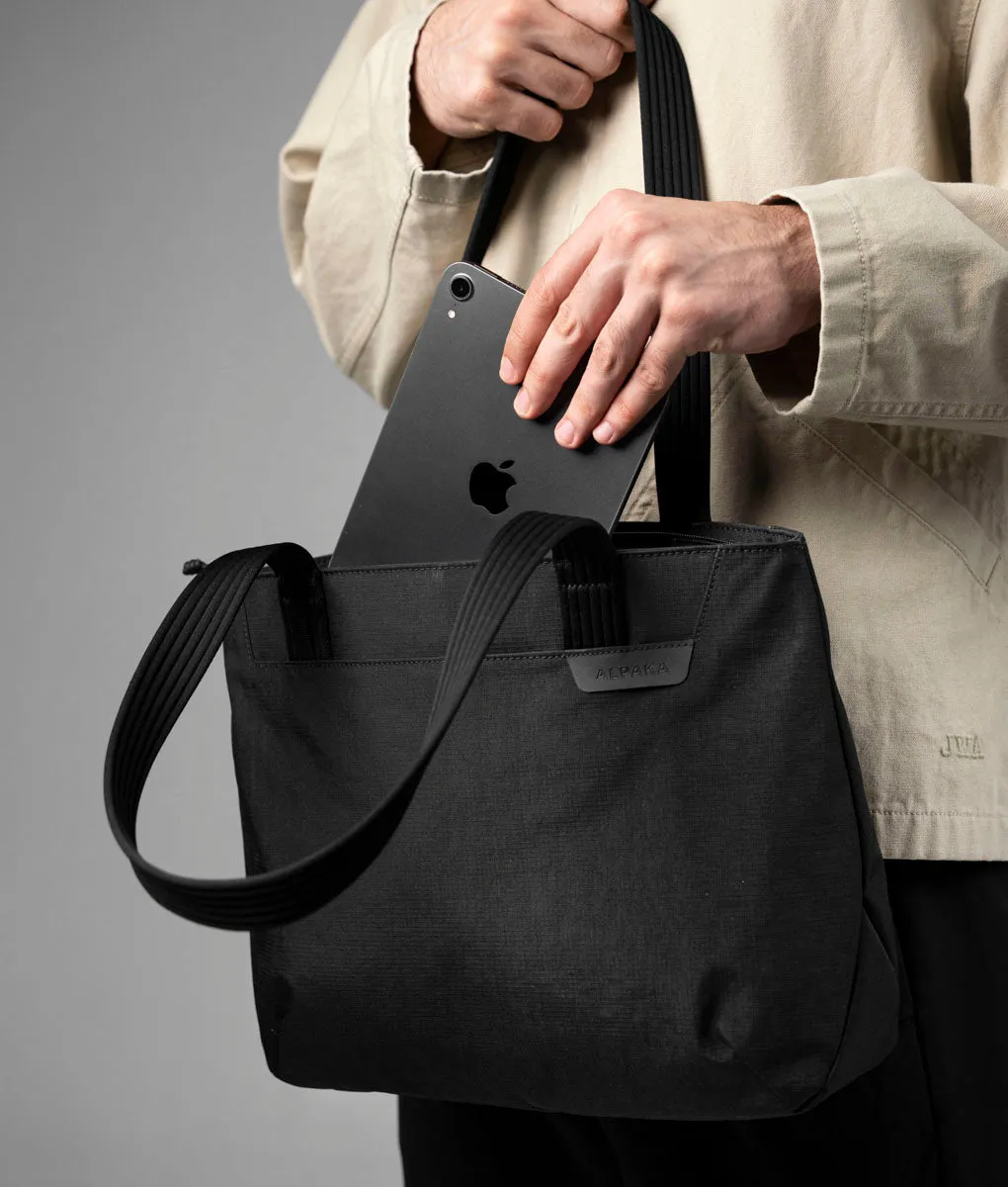 Alpaka Flight Tote S tote sort Axoflux 400D