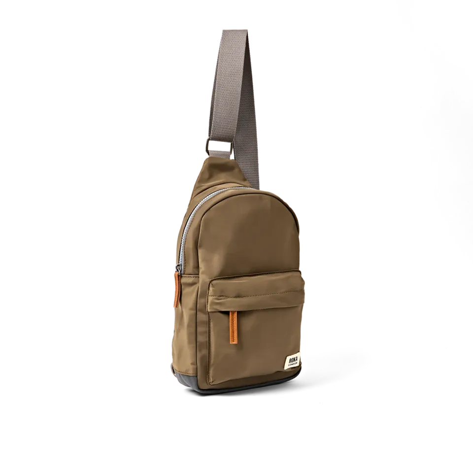 Roka London Willesden skuldertaske Large 5 liter Army