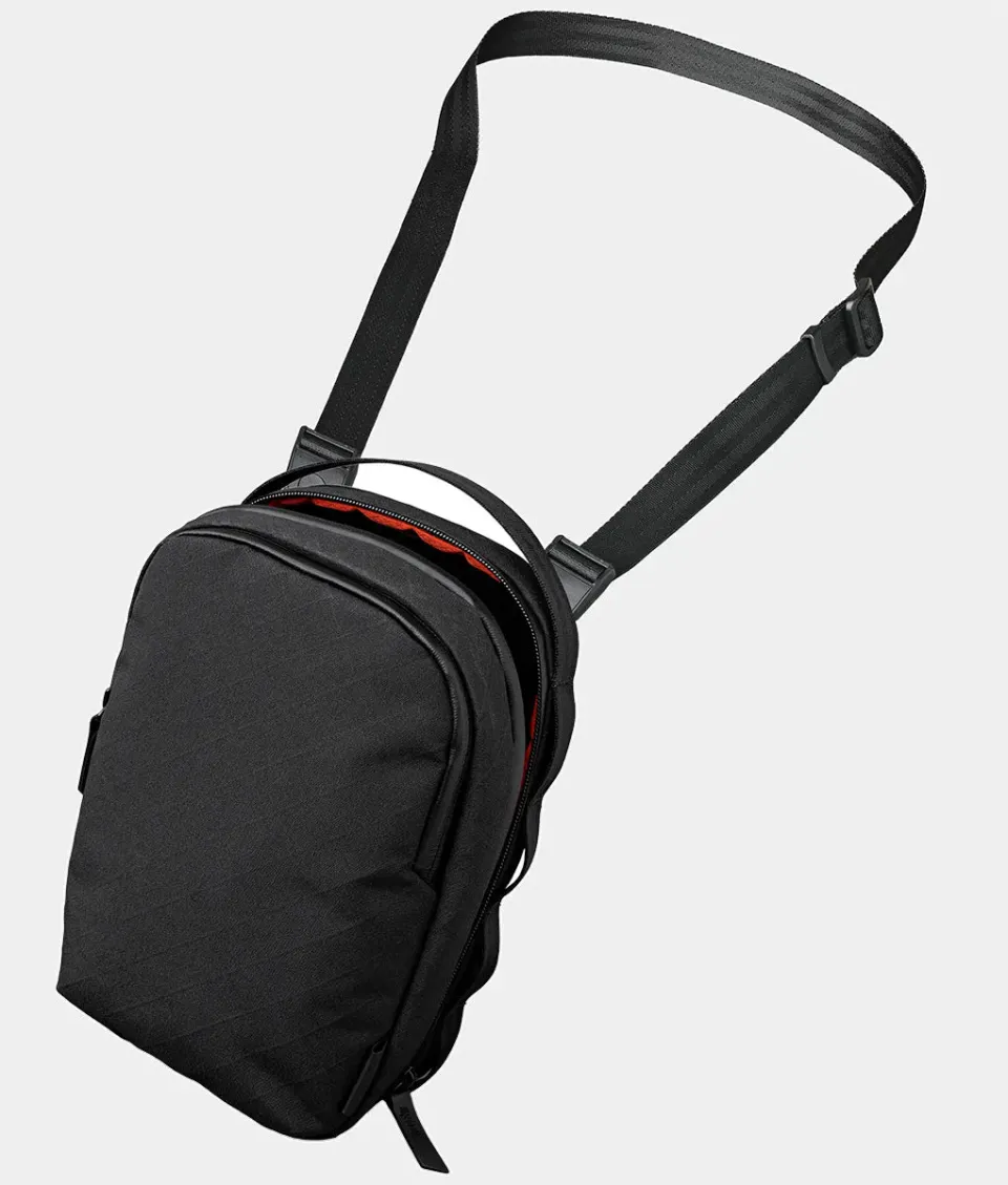 Alpaka Metro Sling Max sling sort X-Pac