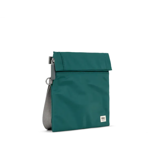 Roka London Stratford crossbody taske Teal vejrbestandig