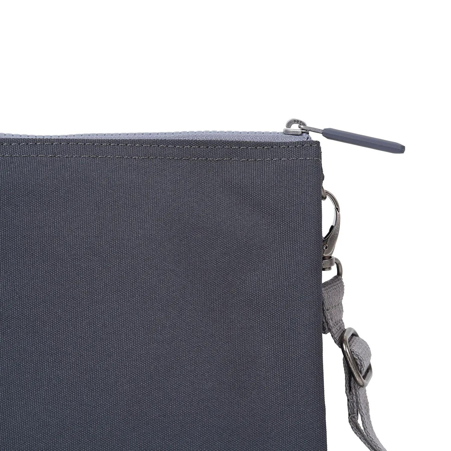 Roka London Carnaby crossbody taske faded black XL pungtaske