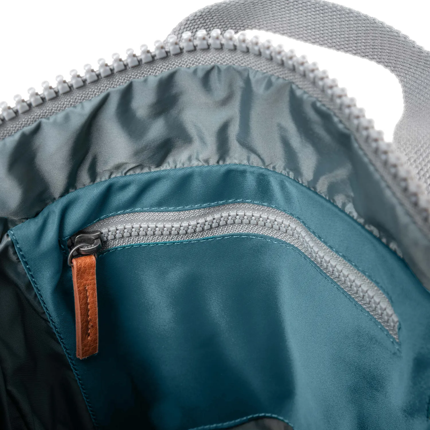 Roka London Canfield rygsæk teal nylon vandafvisende large
