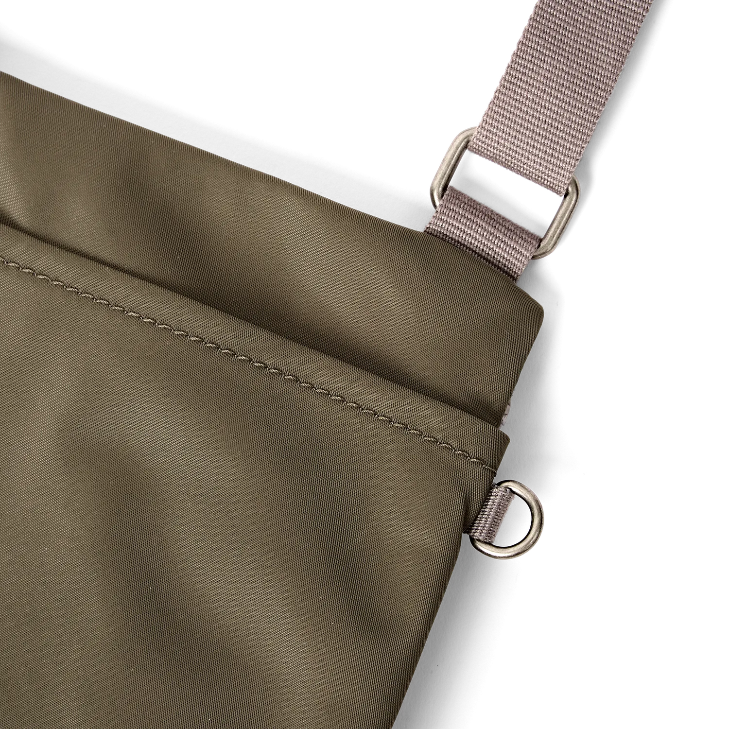 Roka London Chelsea B Army crossbody taske Medium 0,6 liter