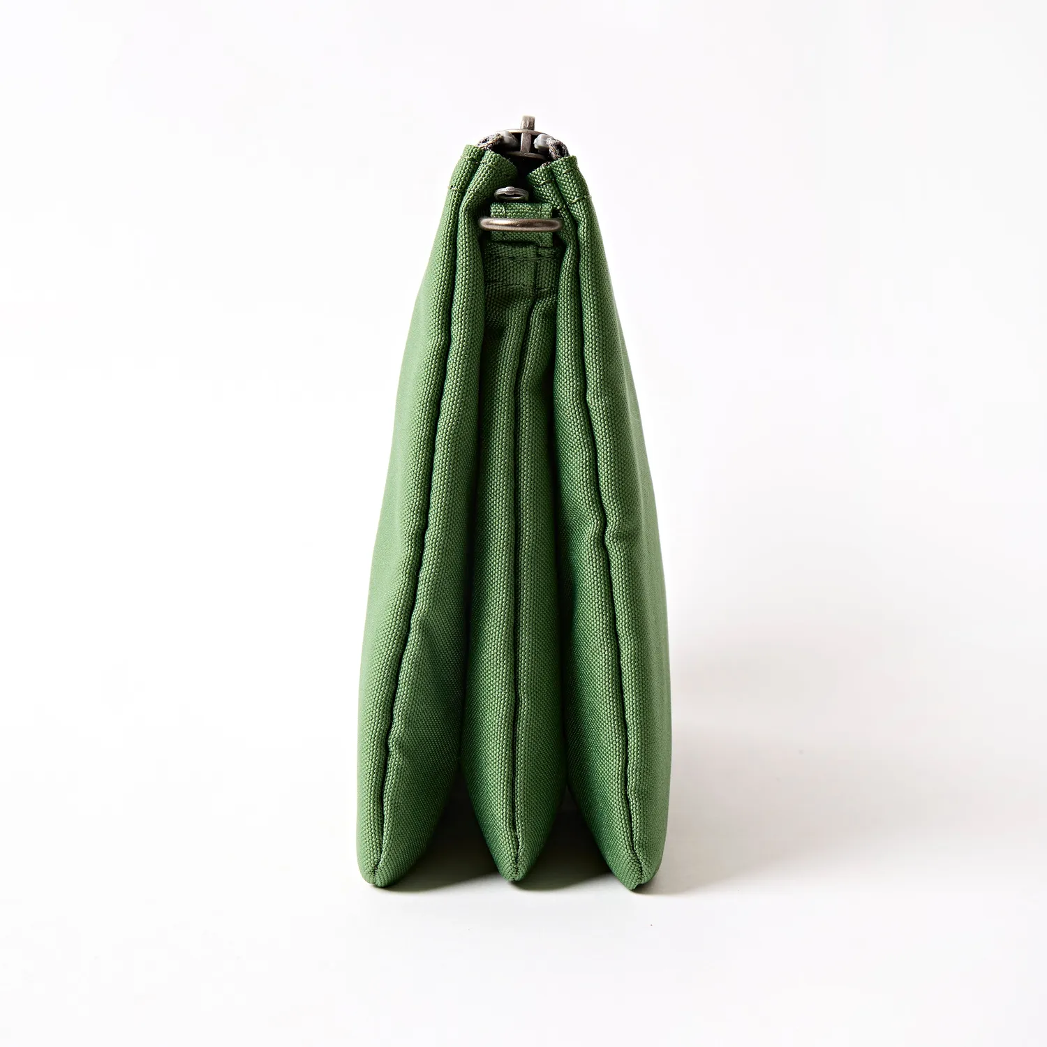 Roka London Carnaby XL crossbody taske Artichoke grøn