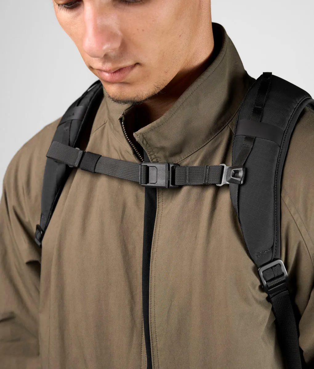 Alpaka Essential Backpack Pro 22L rygsæk sort