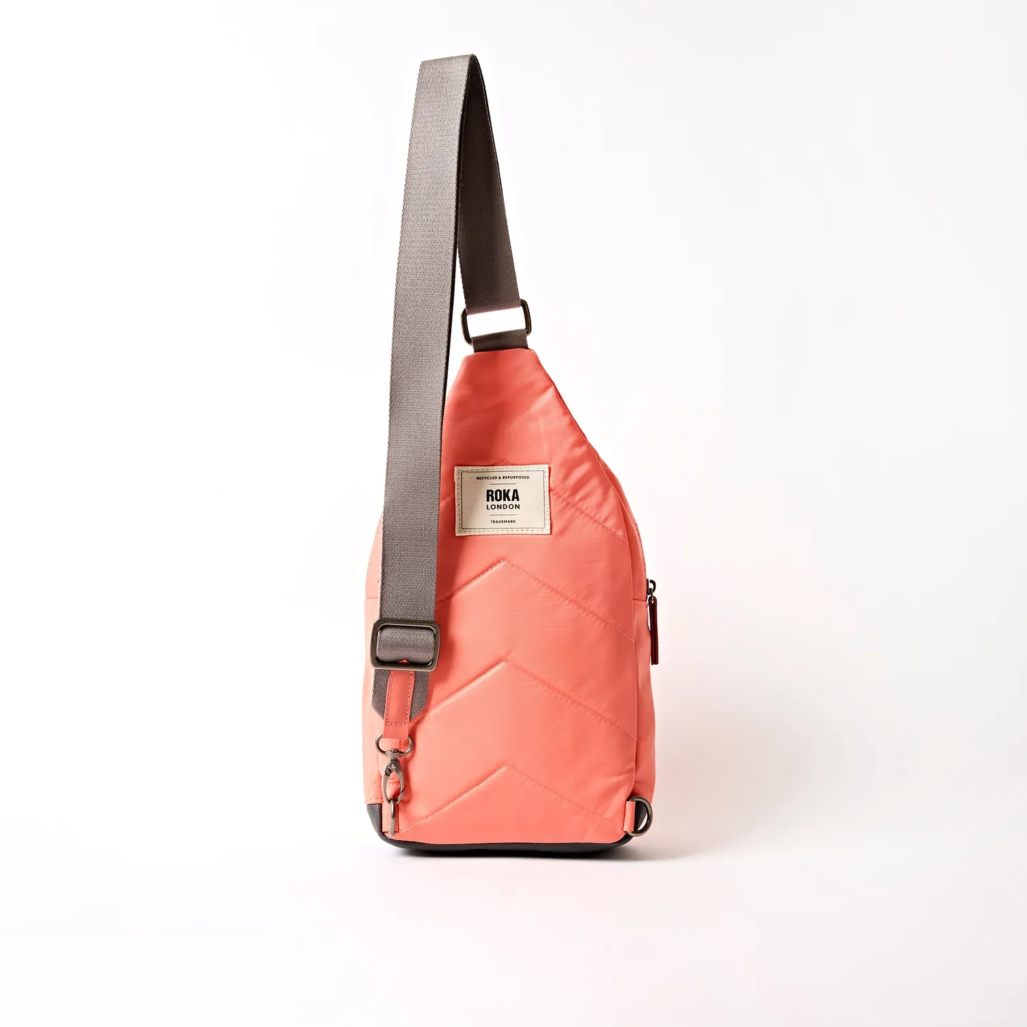 Roka London Willesden Sling Bag skuldertaske Large 5 liter